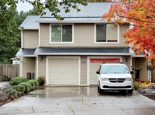 22813 SW Main St APT B, Sherwood, OR 97140