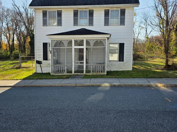 53 New St, Cheswold, DE 19936