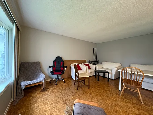 40 Amos Ave #1 Photo 1