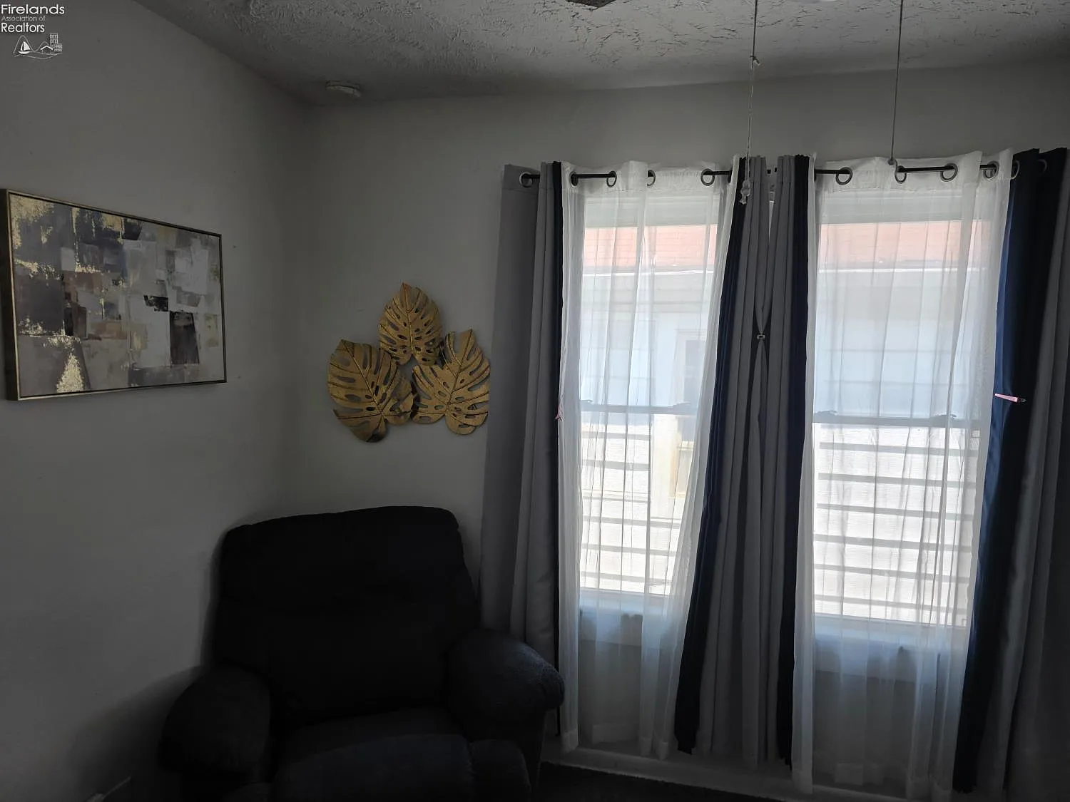 2 bed, 845 sqft, $99,900 — Photo 4