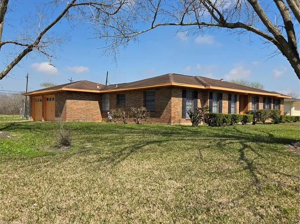 2185 Cashmere Dr, Port Arthur, TX 77640