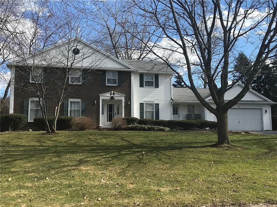 1st image of 7 Brookshire Ln