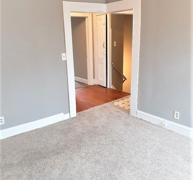 1st image of 433 Van Duzer St #2B