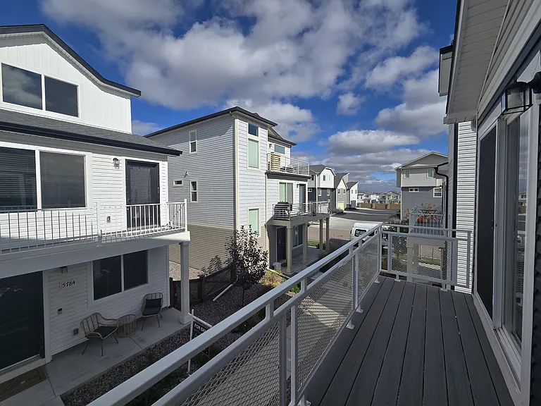 5772 Tramore Ct — Photo 12