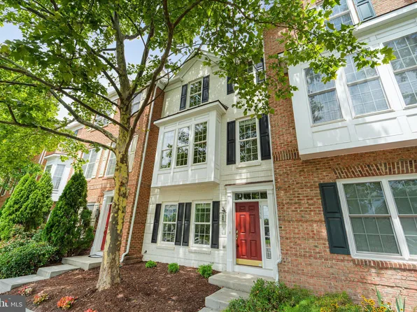 13738 Copper Kettle Pl, Herndon, VA 20171