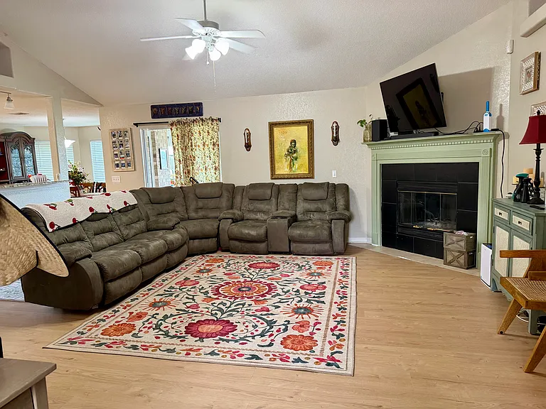 4693 Ridge Pointe Dr — Photo 3
