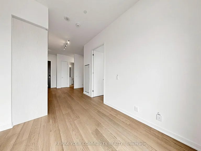 180 Front St E #Penthouse 05 — Photo 8