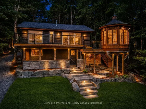 1023 Strachan Point Rd, Muskoka Lakes, ON P0C 1A0