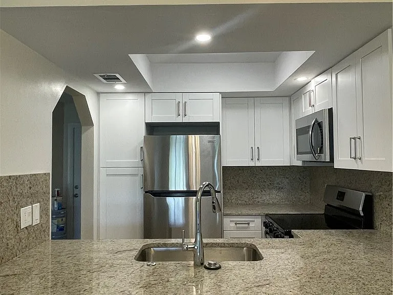 841 Gleason Pkwy #2 — Photo 1