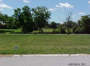 348 W 3rd St, Aviston, IL 62216