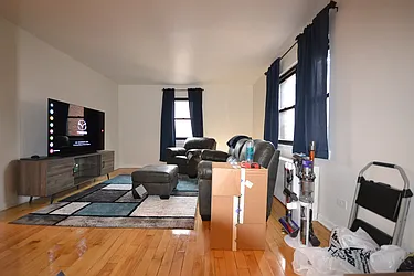 Rented by Silverstein Collection LLC 