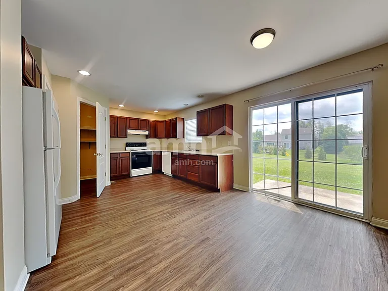 1811 Sumpter Ct — Photo 3