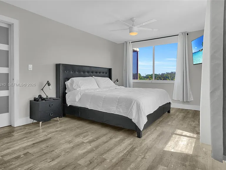 8900 Washington Blvd #320 — Photo 13