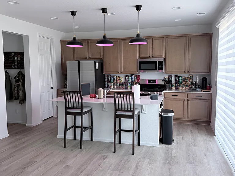 4180 Satinwood Dr — Photo 2