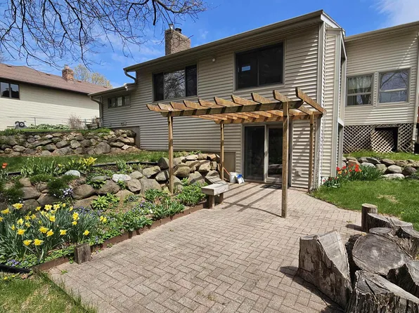308 Thompson St, Verona, WI 53593
