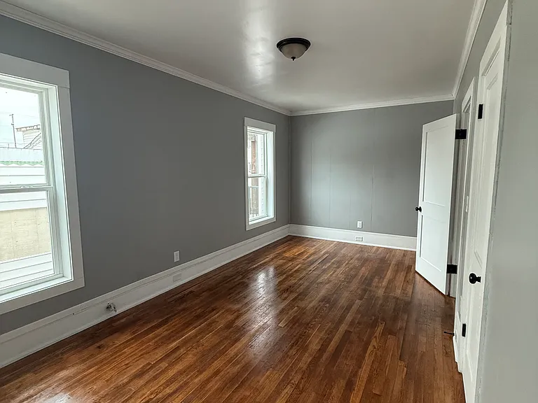 1010 Gault Ave N — Photo 5