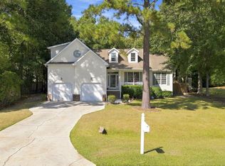 110 Crump Woods Dr, New Bern, NC 28562