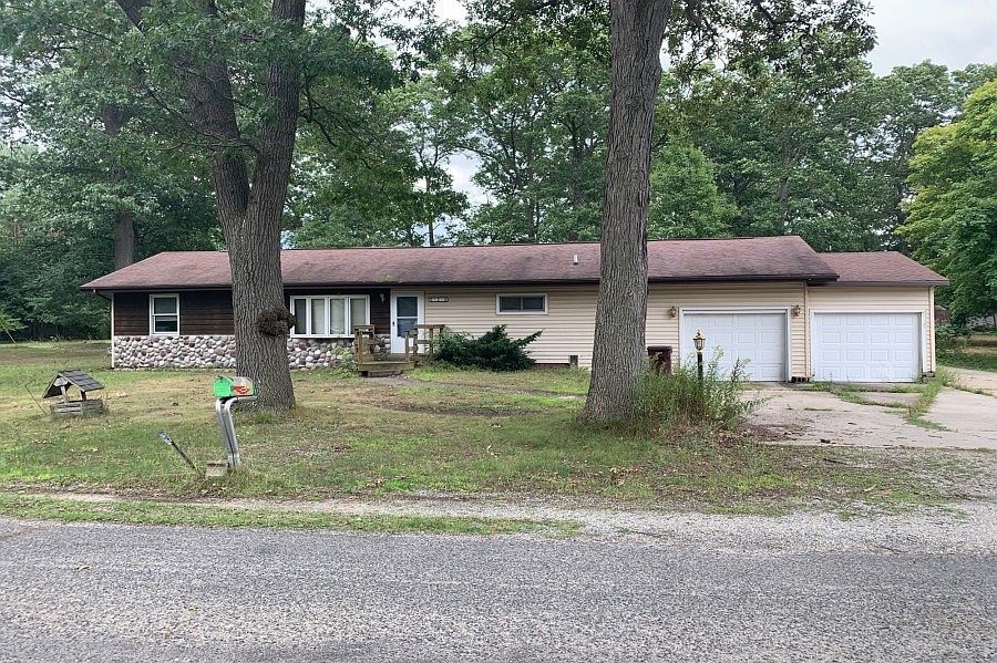 1st image of 626 Jones St