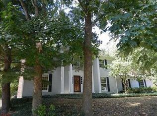 2447 Camberwell Ct, Saint Louis, MO 63131
