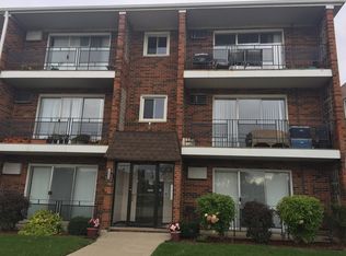 10608 Central Ave APT 1D, Chicago Ridge, IL 60415