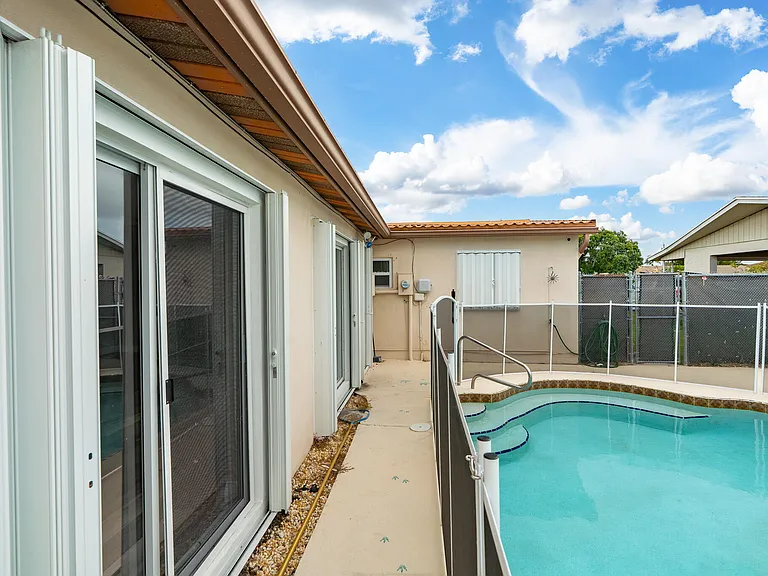 3201 Alice Dr — Photo 46