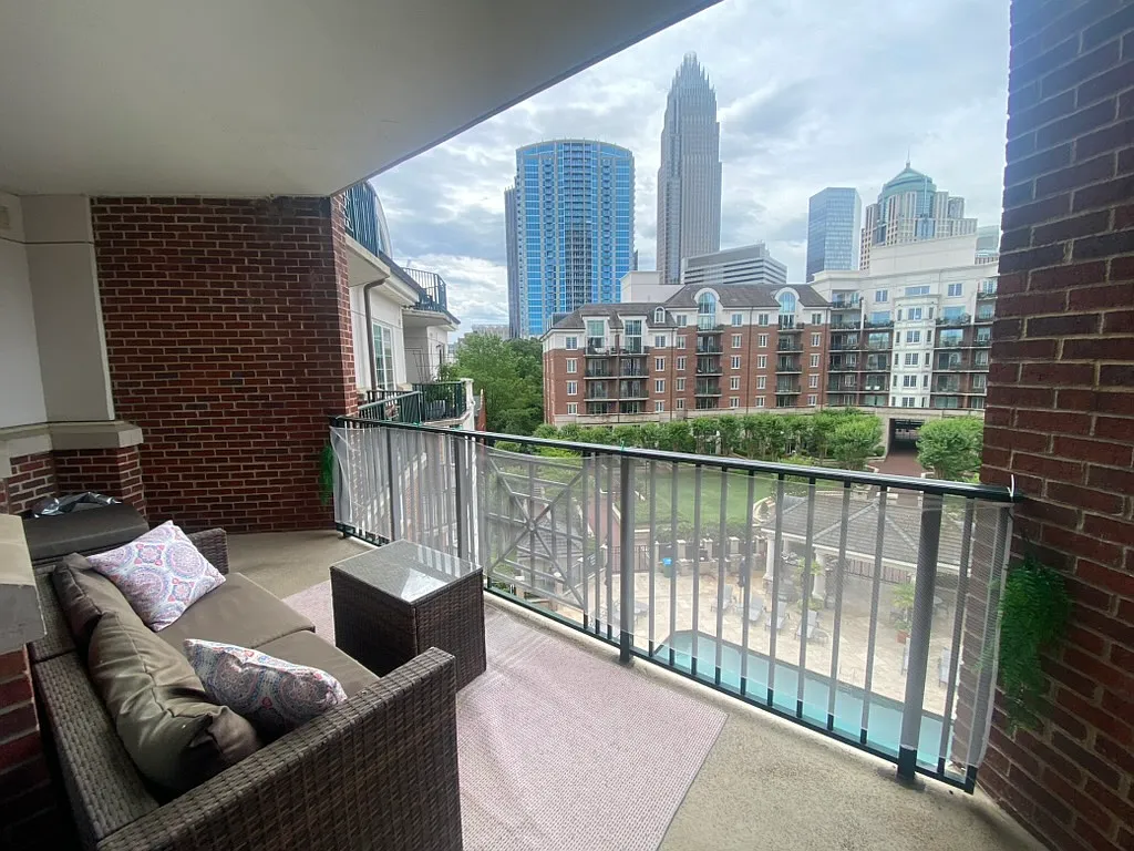 1 bed, 680 sqft, $2,000 — Photo 3