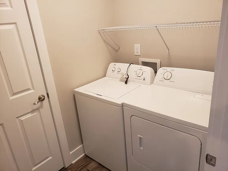 182 Pine Hollow Rd — Photo 12