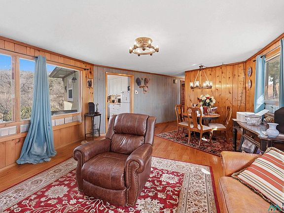 3rd image of 1320 Dwyer Ave