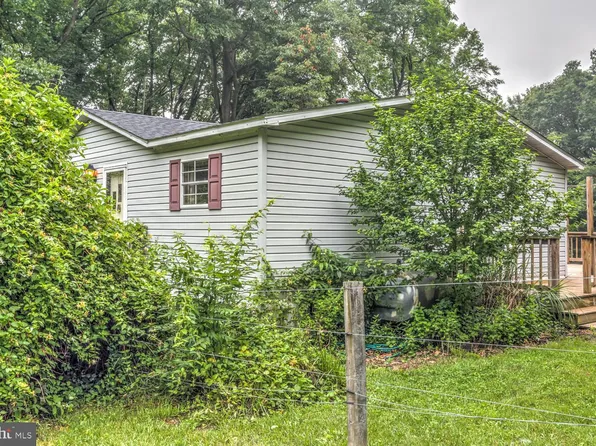 1260 Maple Grove Rd, Mohnton, PA 19540
