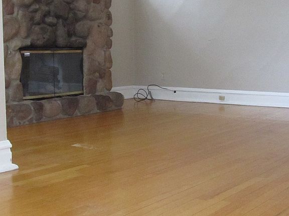 4th image of 5343 W Warner Ave #2