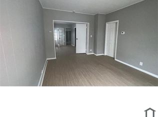 3638 Sykora Rd, Cleveland, OH 44105