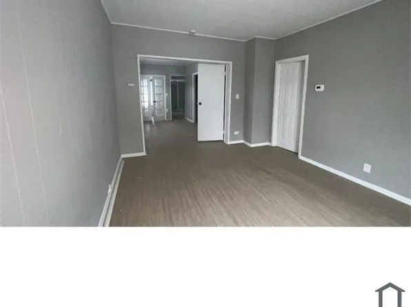 3638 Sykora Rd, Cleveland, OH 44105