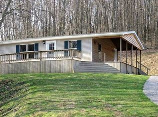 5018 Graph Rd NW, Dellroy, OH 44620
