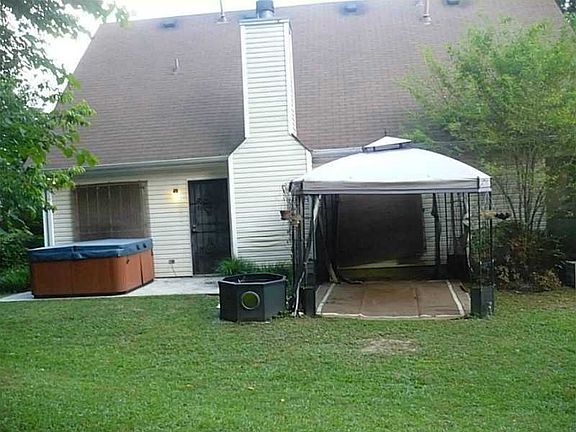 3rd image of 6232 Phillips Lake Ct