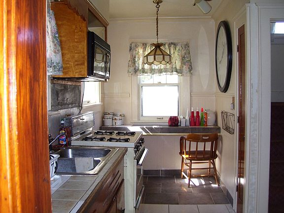 Eat in Kitchen