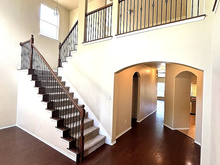 9717 Sand Trap Dr — Photo 3