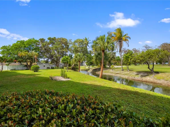4411 NW 16th St APT F201, Fort Lauderdale, FL 33313