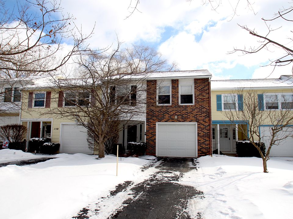 1st image of 160 Willow Pond Way