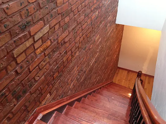 Rented by Elite NY Holdings | media 11