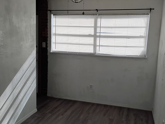 4th image of 701 S 13th St