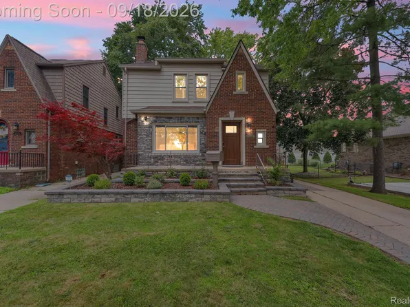 23118 Beech St, Dearborn, MI 48124