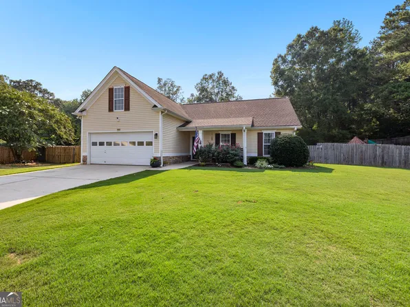 1003 Marsh Ct, Hampton, GA 30228
