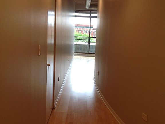 4th image of 1550 S Blue Island Ave Unit 513