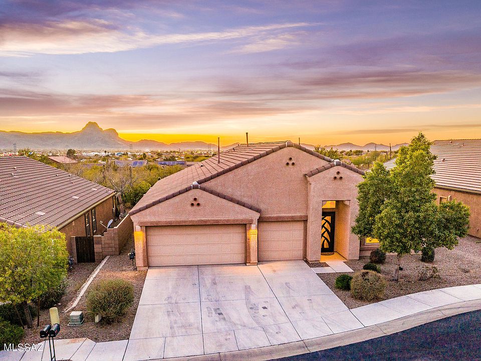 1st image of 8353 N Winding Willow Way