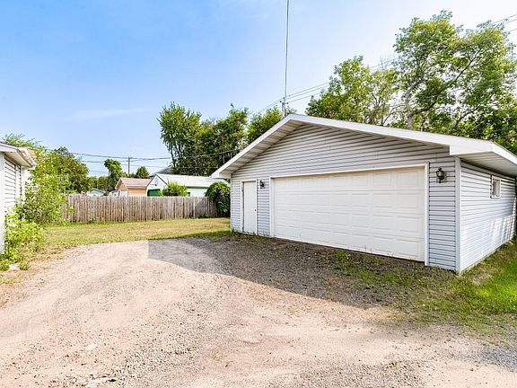 5th image of 520 7th St