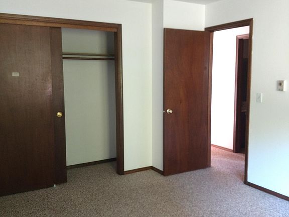3rd image of 4770 Charing Dr #3