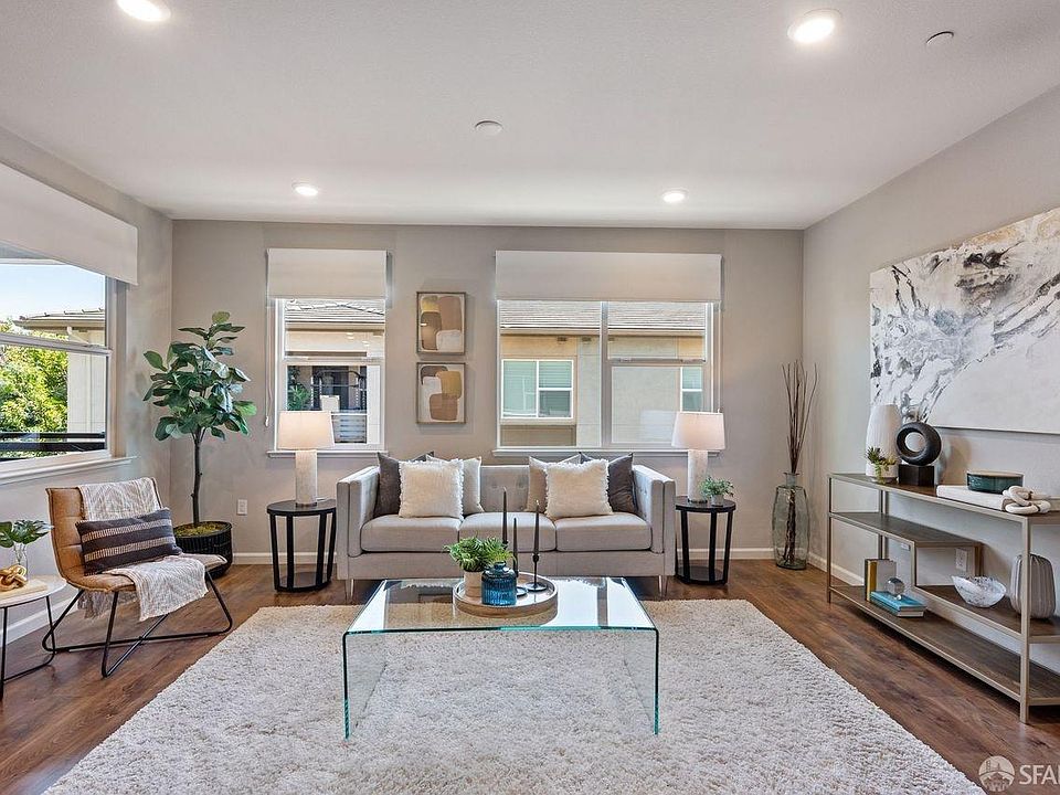 1st image of 1130 Karby Ter Unit 304