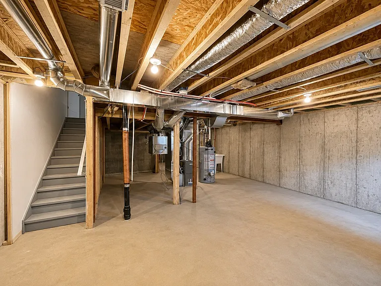 Full Basement