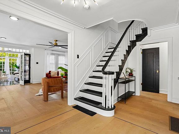 3rd image of 4917 Parkside Ave N #0