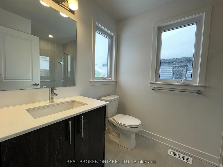882 Solarium Ave — Photo 19